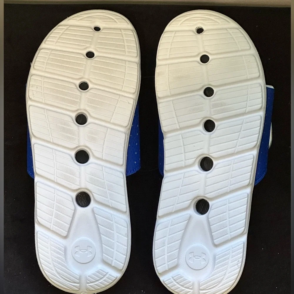 NEW Under Armour Youth Slides (Blue / White)